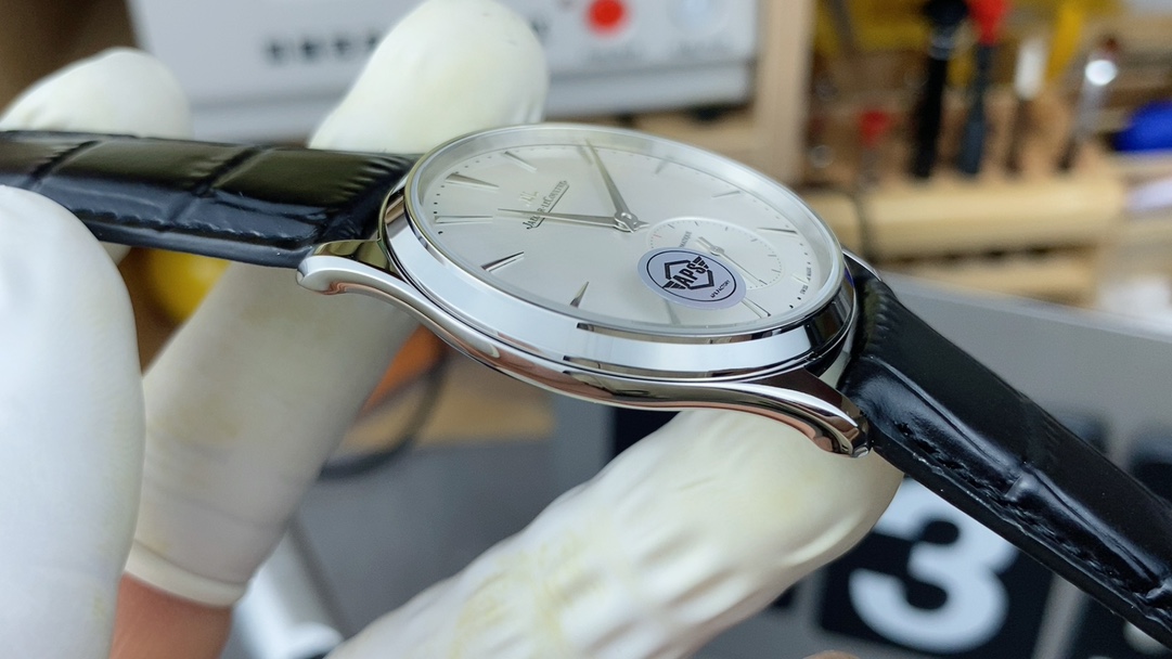 Jaeger LeCoultre Master Control Replica 1218420 – APS Factory 39mm White Dial