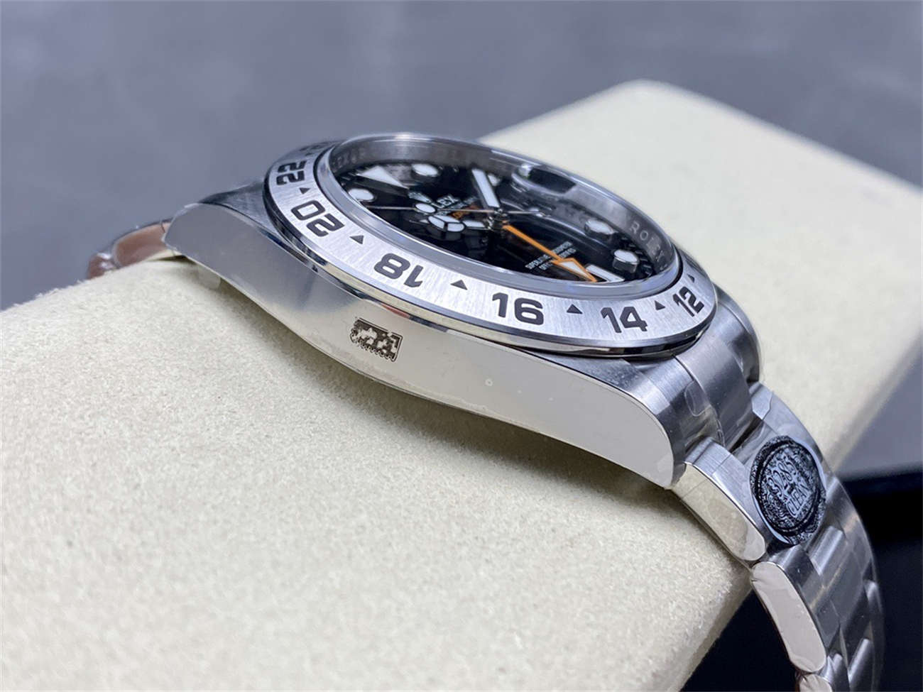 Rolex Explorer 2 16570 Homage – 40mm Stainless Steel GMT Replica Watch