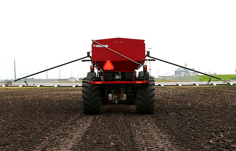 Штанговий розкидач добрив