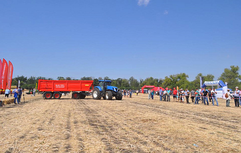 Трейлер перевантажувач