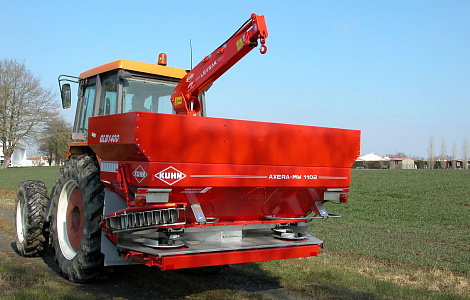 Навантажувач великих мішків добрив