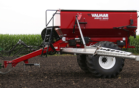 Штанговий розкидач добрив