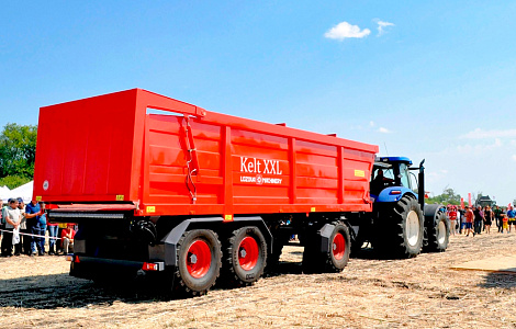 Трейлер перевантажувач