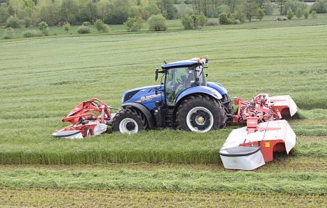 Потрійна комбінація дискових косарок-плющилок