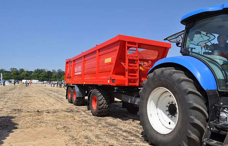 Трейлер перевантажувач