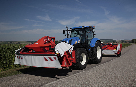 Потрійна комбінація дискових косарок-плющилок