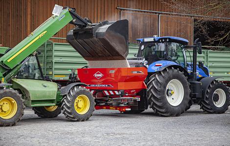 Розкидач мінеральних добрив 