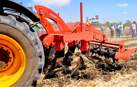 Глибокорозпушувач