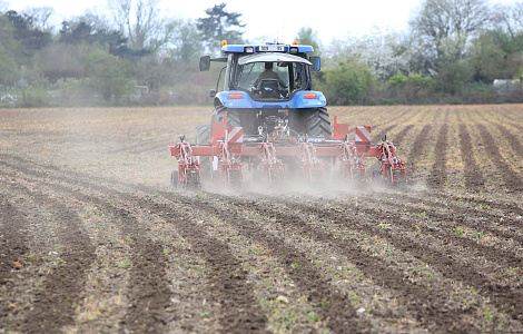 Комплекс для смугової обробки грунту