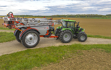 Обприскувач причіпний