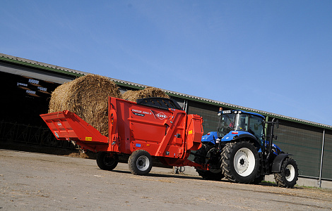 Видувач-роздавач соломи