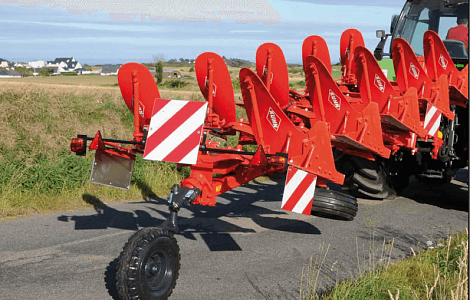 Плуг навісний