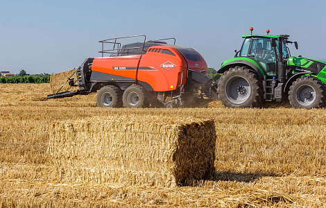 Прес-підбирач тюковий
